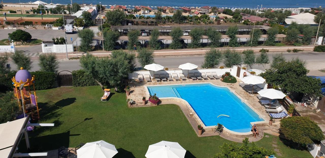 Hotel Corallo Fregenae Εξωτερικό φωτογραφία